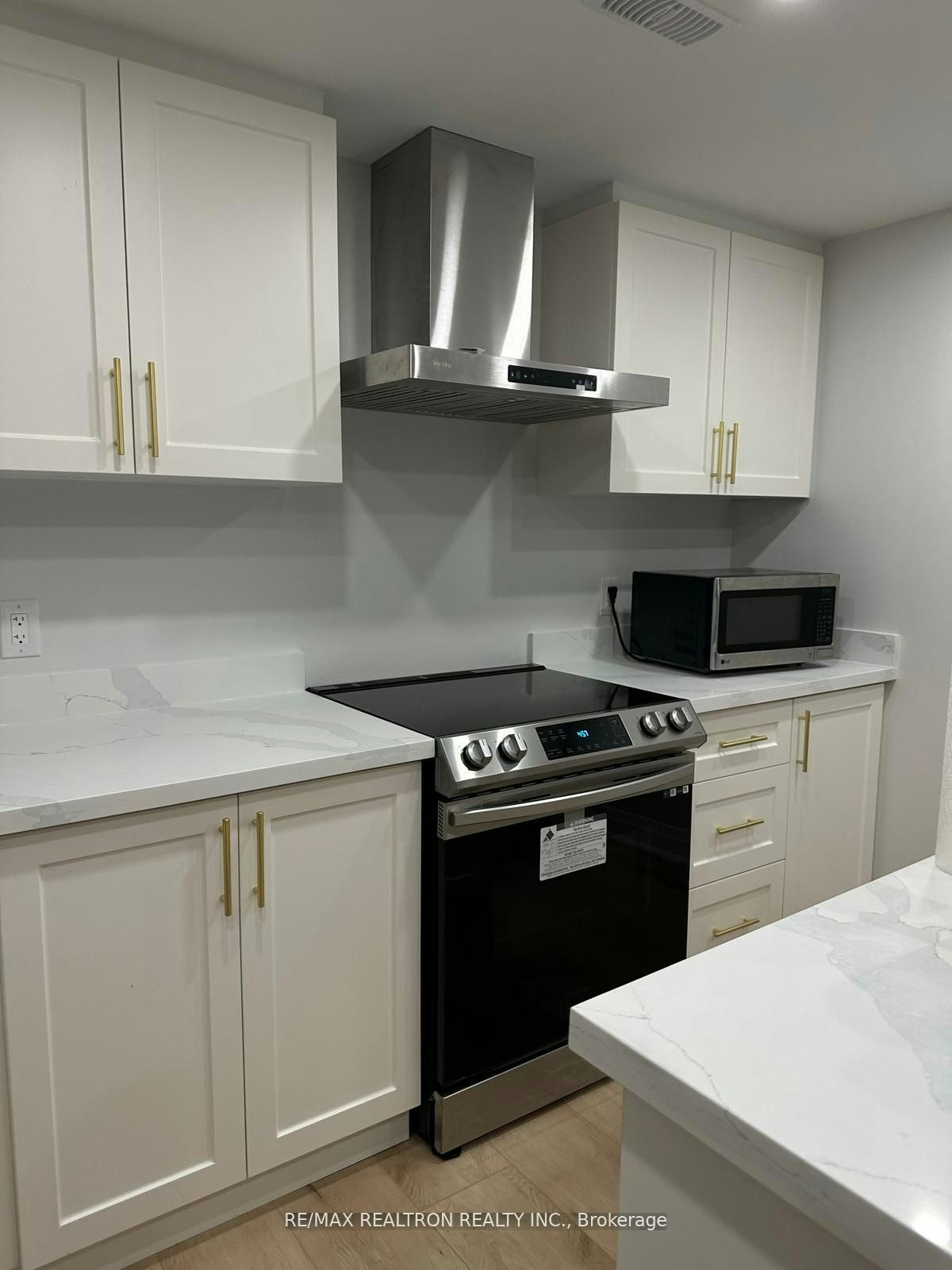 Bsmnt-5 Elderslie Crescent, Vaughan, ON, L0J 1C0 - 5