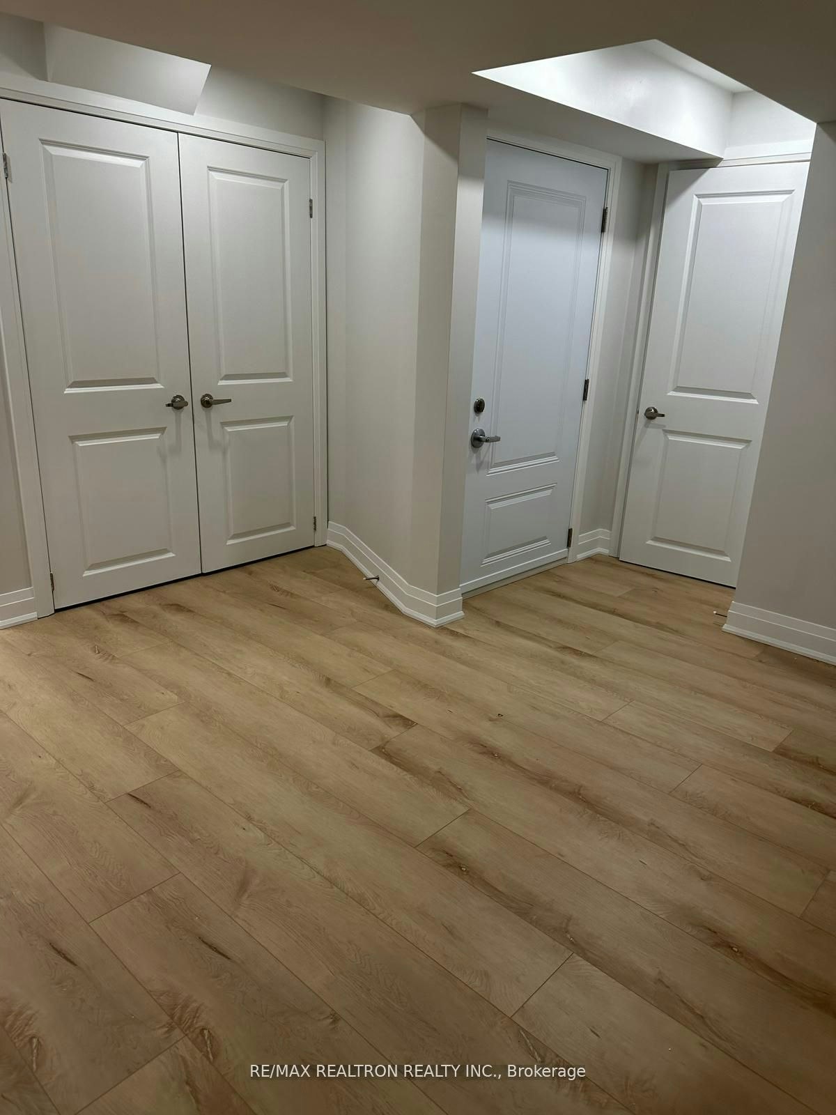 Bsmnt-5 Elderslie Crescent, Vaughan, ON, L0J 1C0 - 9