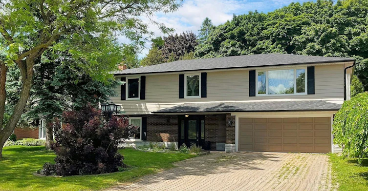 95 Beswick Drive, Newmarket, ON, L3Y 1E8