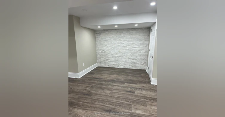 23 Irwin Avenue, Aurora, ON, L4G 3G1 - 10