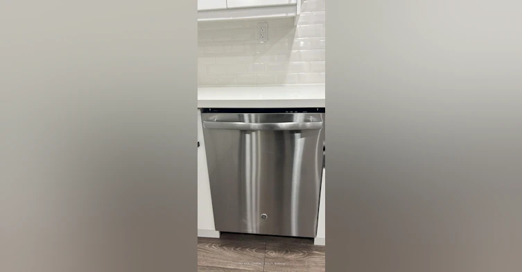 23 Irwin Avenue, Aurora, ON, L4G 3G1 - 13
