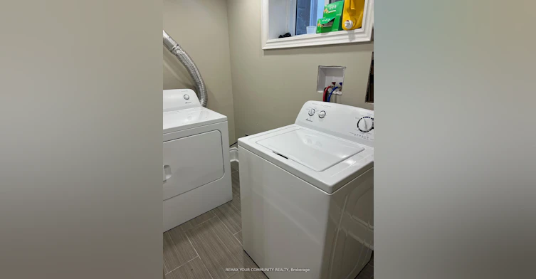 23 Irwin Avenue, Aurora, ON, L4G 3G1 - 5