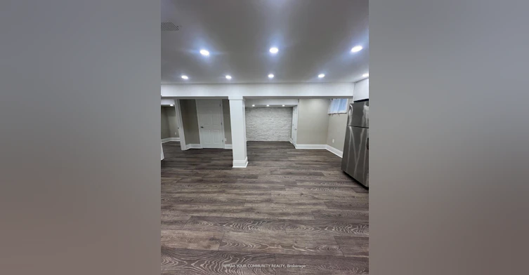 23 Irwin Avenue, Aurora, ON, L4G 3G1 - 9