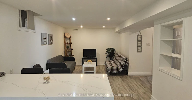 73 Lagani Avenue, Richmond Hill, ON, L4B 3C6 - 3