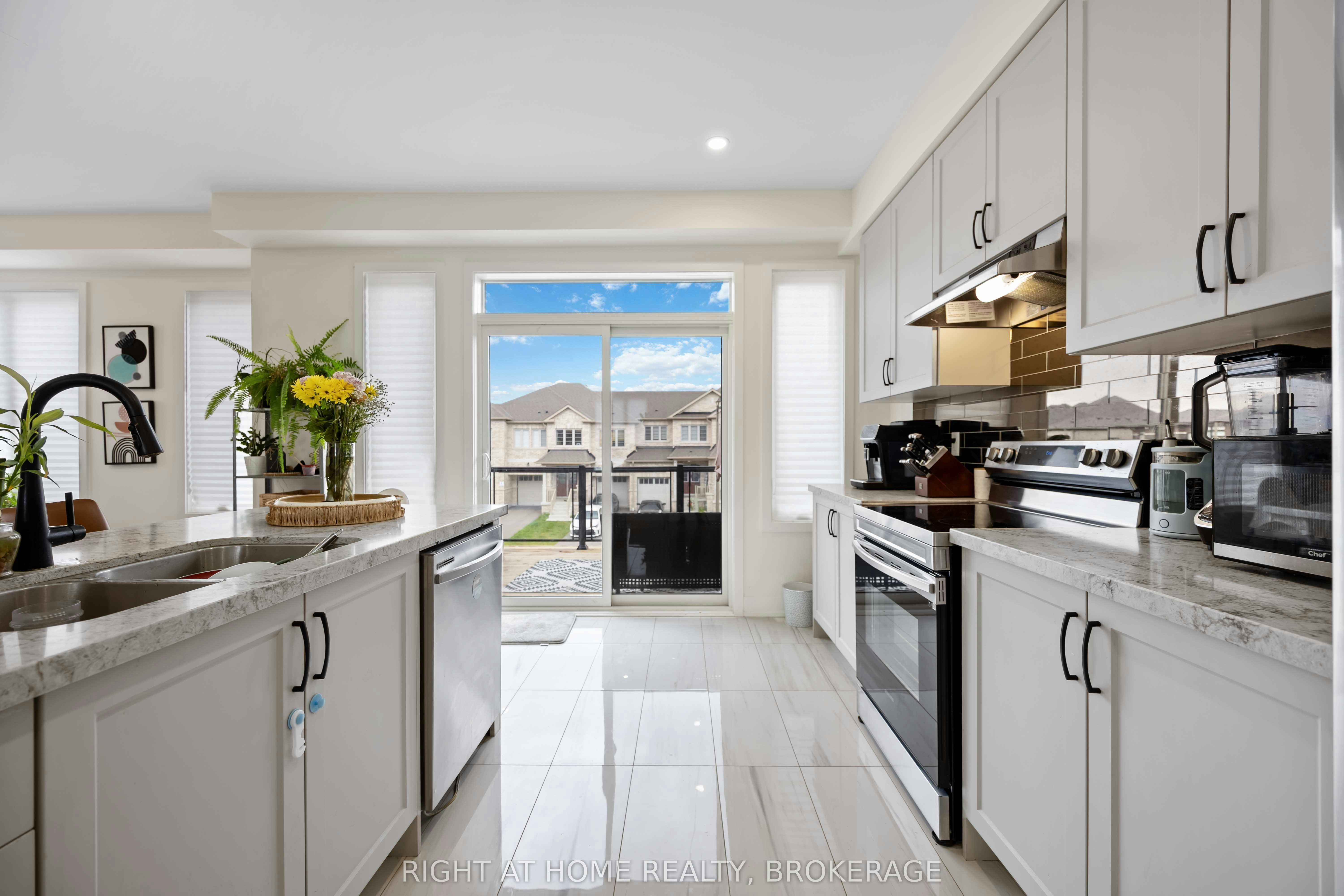 Upper-11707 Tenth Line, Whitchurch-Stouffville, ON, L6B 1A8 - 7