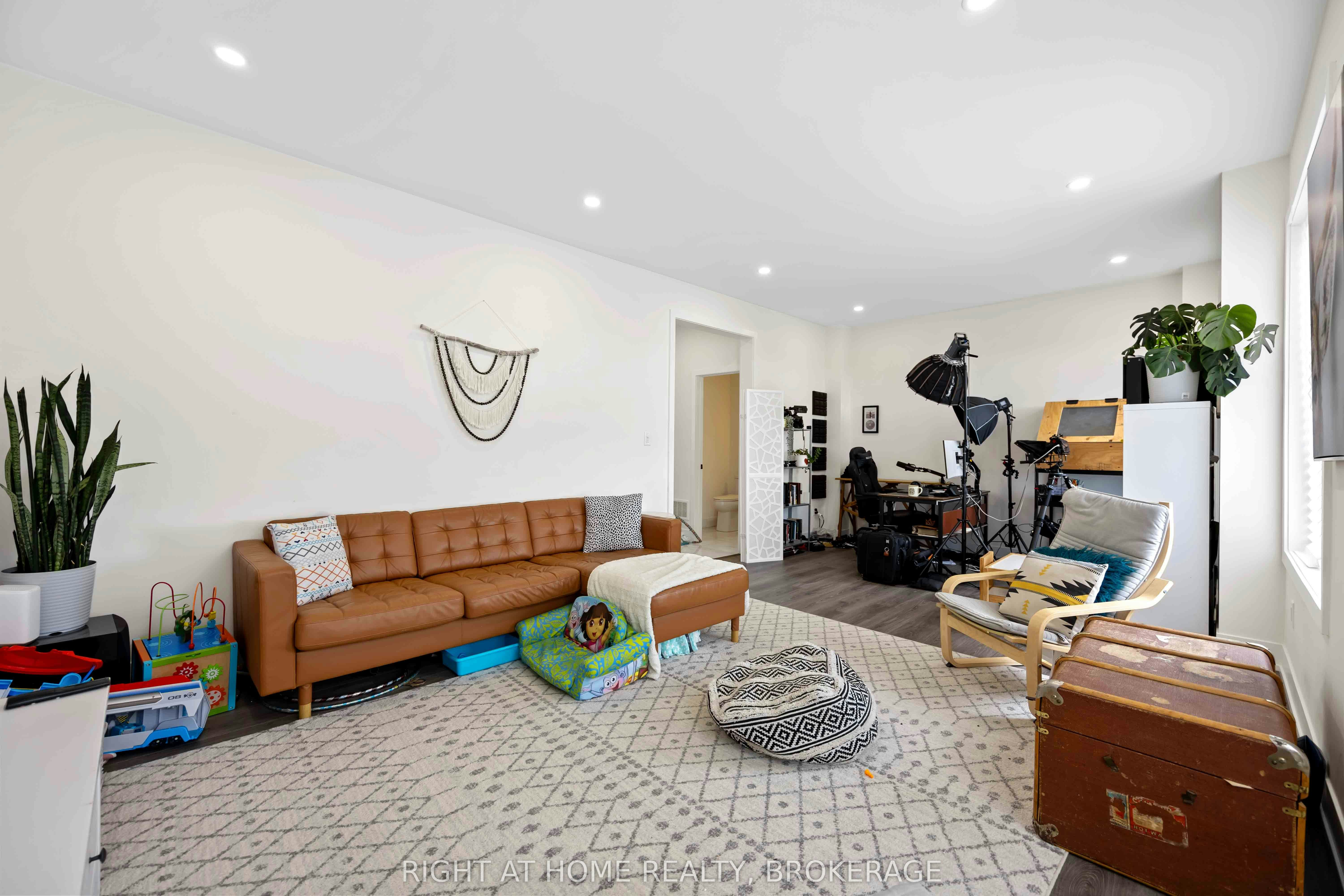 Upper-11707 Tenth Line, Whitchurch-Stouffville, ON, L6B 1A8 - 6