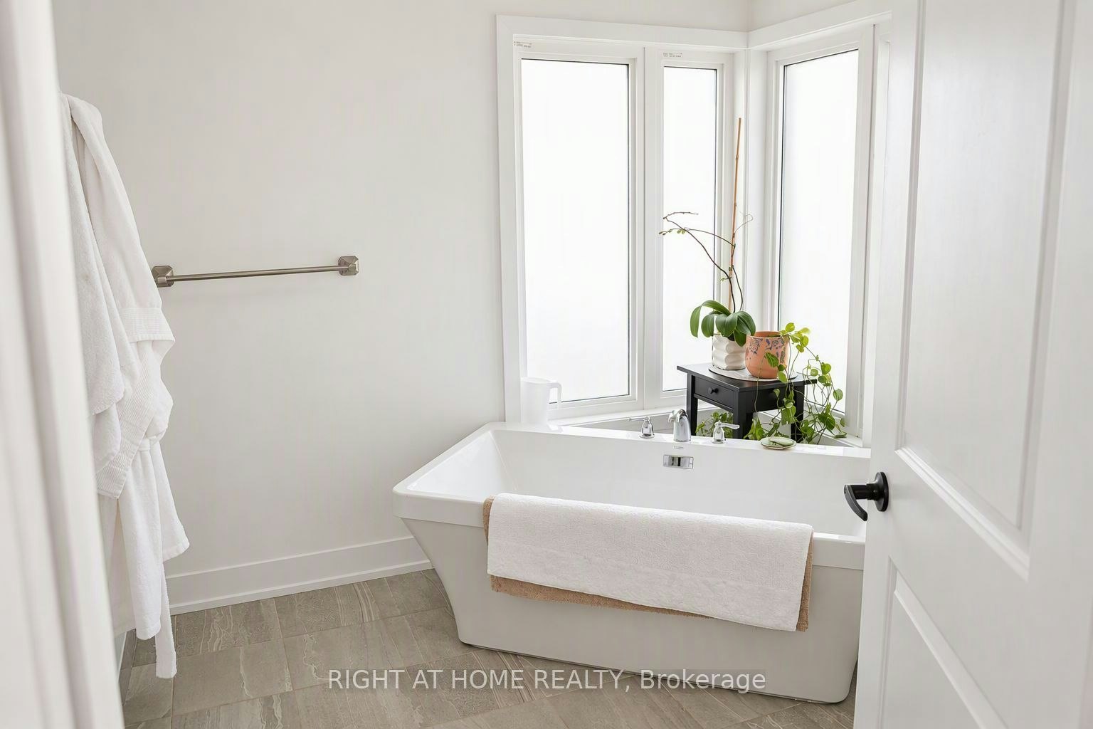 Upper-11707 Tenth Line, Whitchurch-Stouffville, ON, L6B 1A8 - 17