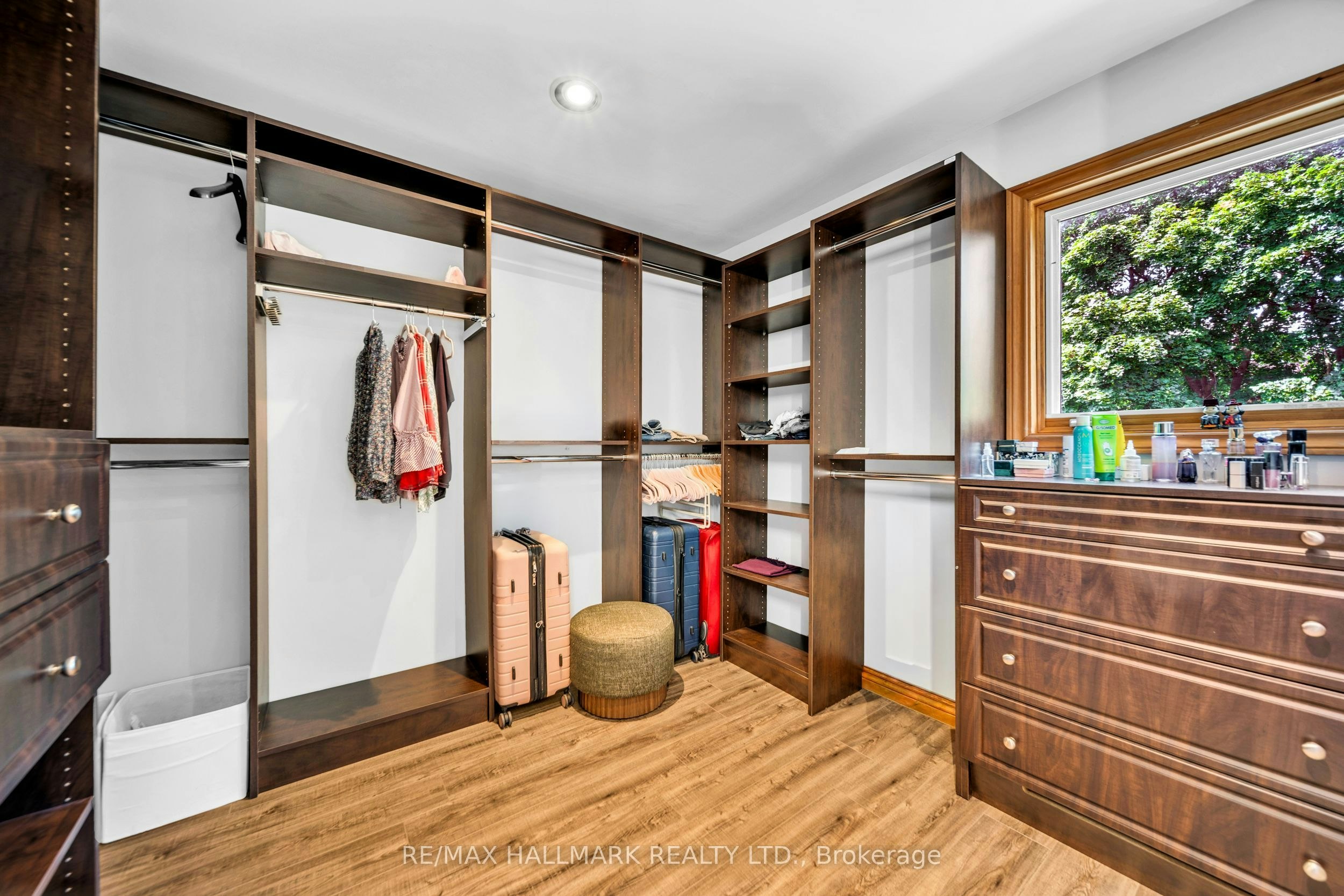 39 Sunnywood Crescent, Richmond Hill, ON, L4C 6W2 - 25
