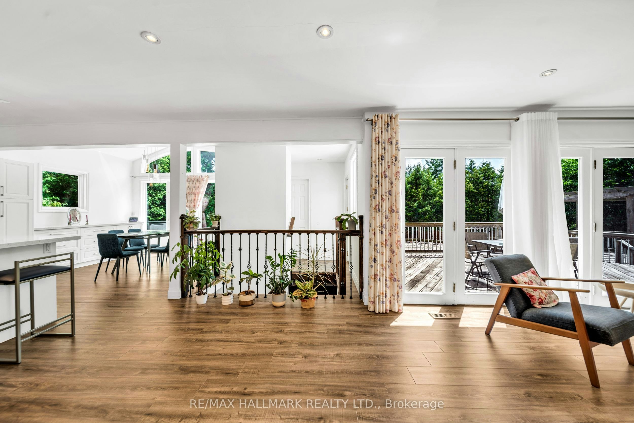 39 Sunnywood Crescent, Richmond Hill, ON, L4C 6W2 - 15