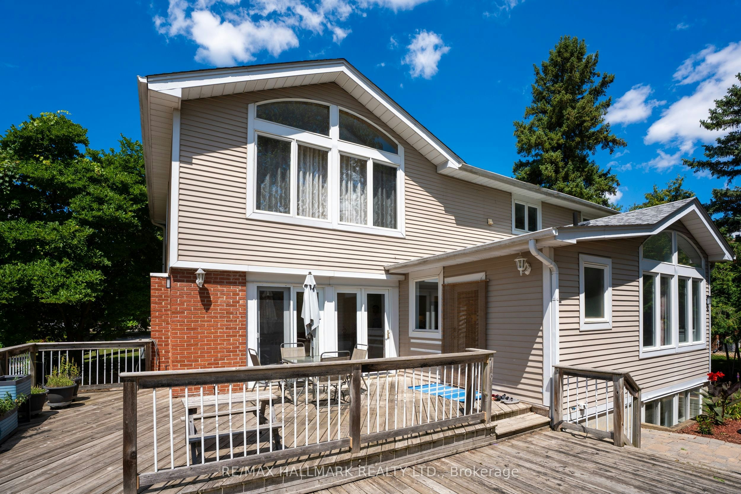 39 Sunnywood Crescent, Richmond Hill, ON, L4C 6W2 - 33