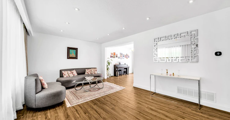39 Sunnywood Crescent, Richmond Hill, ON, L4C 6W2 - 7