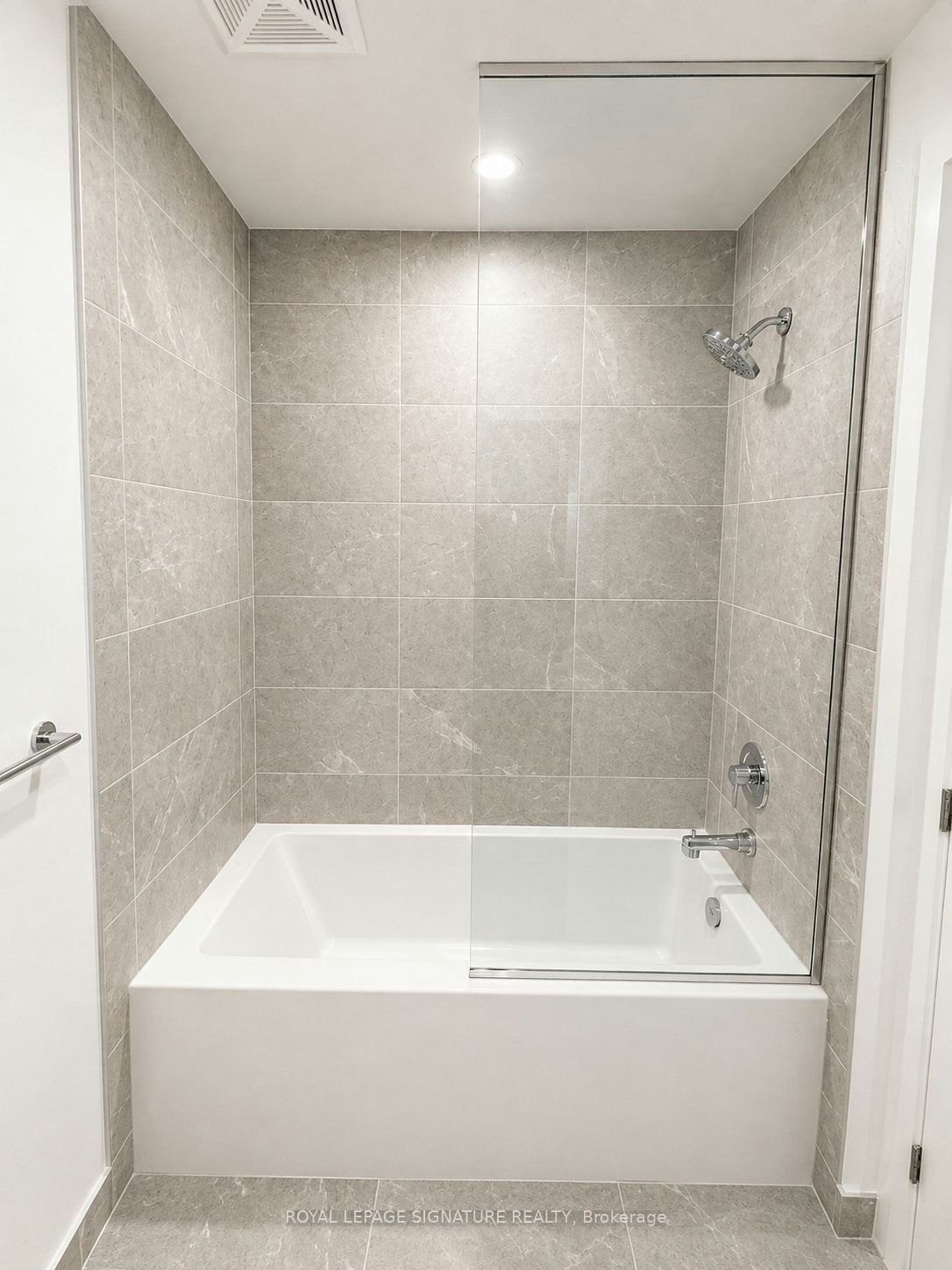 407-5 Meadowdale Road, Vaughan, ON, L4K 0C7 - 2