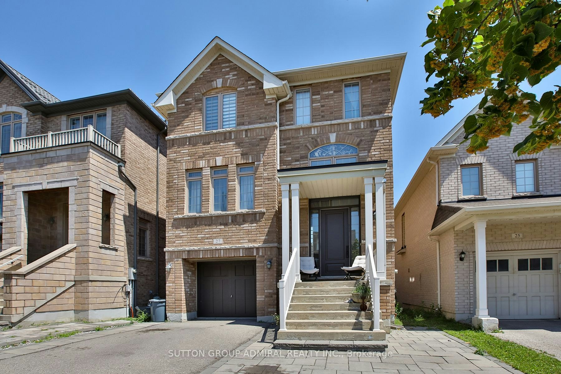 27 Givon Street, Vaughan, ON, L6A 0W2