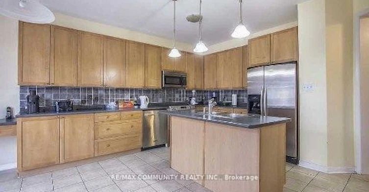 MAIN FLOOR-11 Horsetail Street, Markham, ON, L6B 1K3 - 5