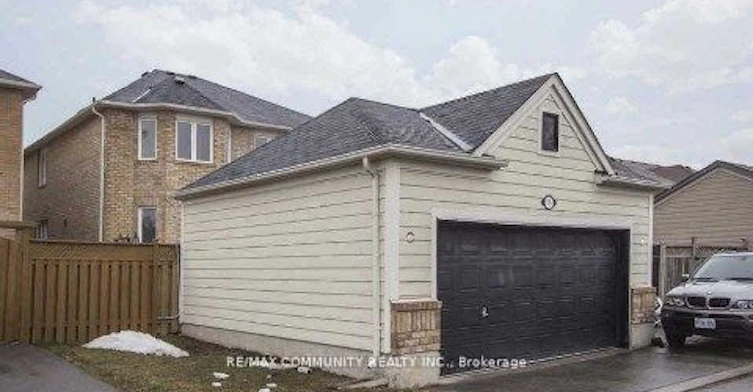 MAIN FLOOR-11 Horsetail Street, Markham, ON, L6B 1K3 - 8