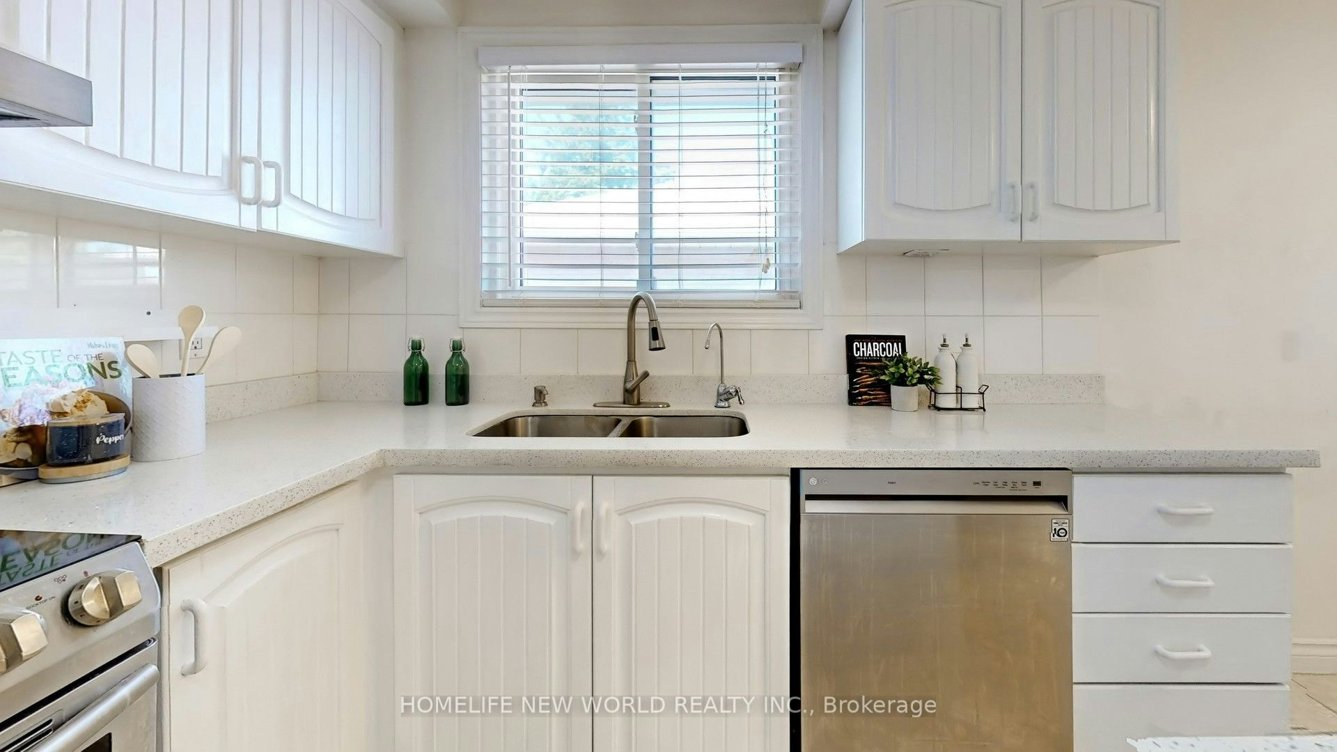 main Floor-93 Clark Avenue, Markham, ON, L3T 1S7 - 11