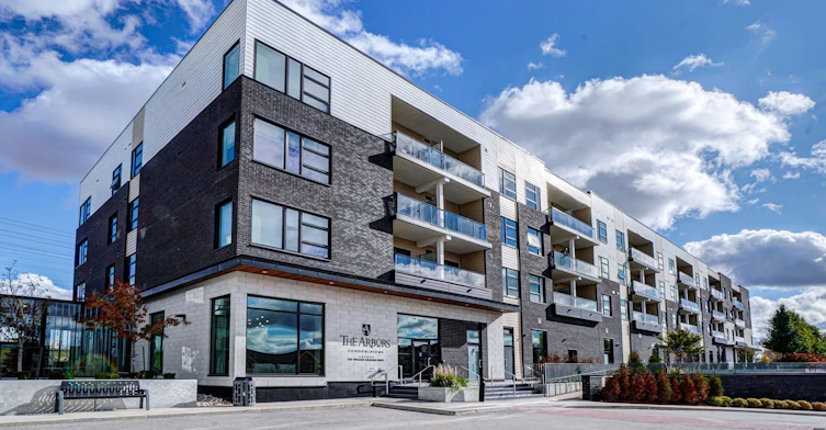 228-555 William Graham Drive, Aurora, ON, L4G 3H9
