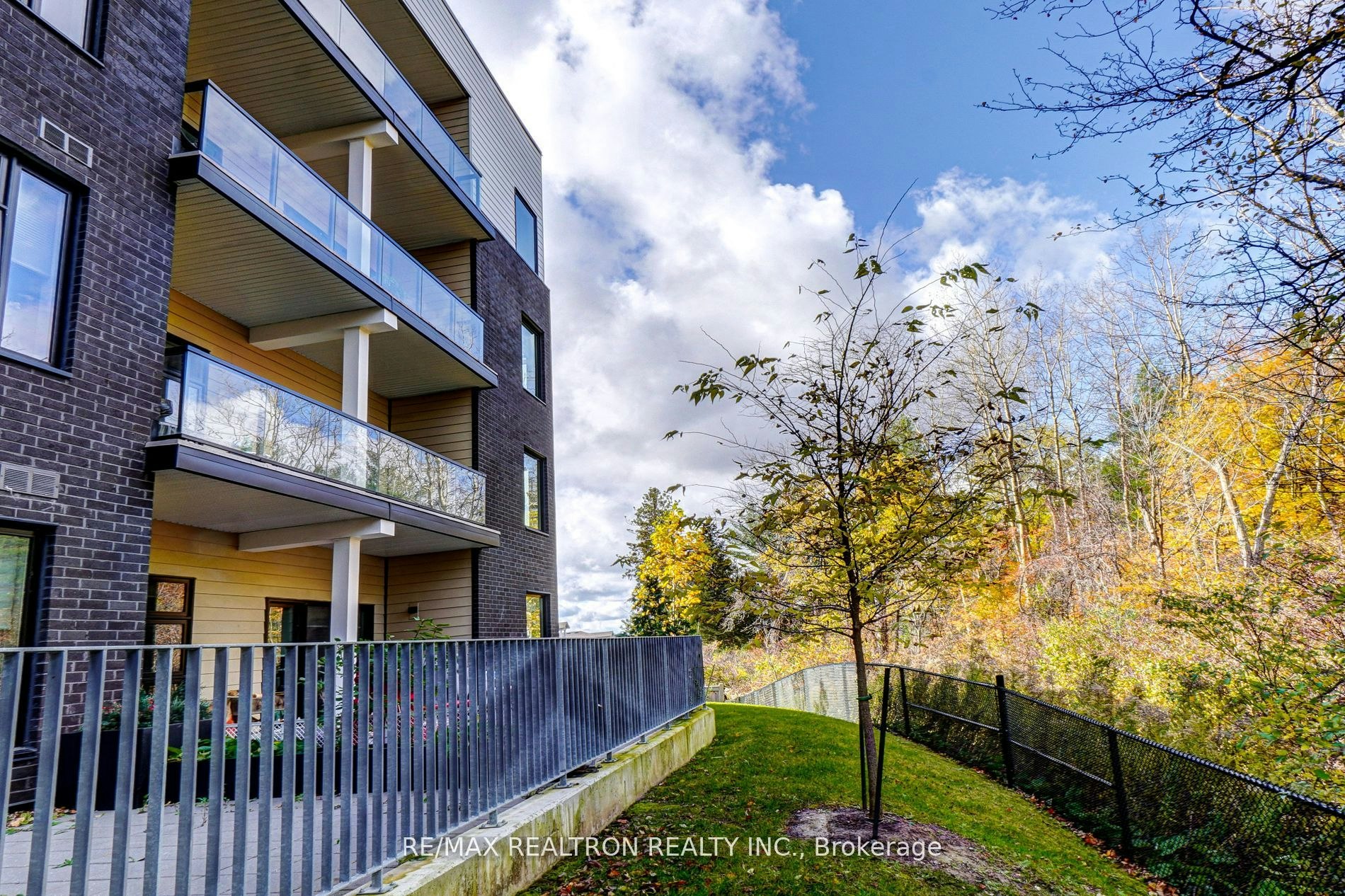 228-555 William Graham Drive, Aurora, ON, L4G 3H9 - 24