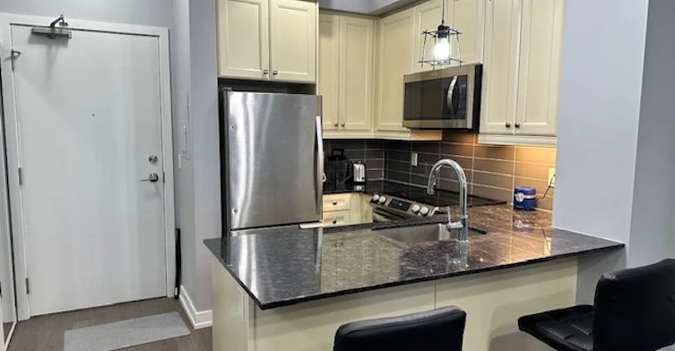 228-555 William Graham Drive, Aurora, ON, L4G 3H9 - 4