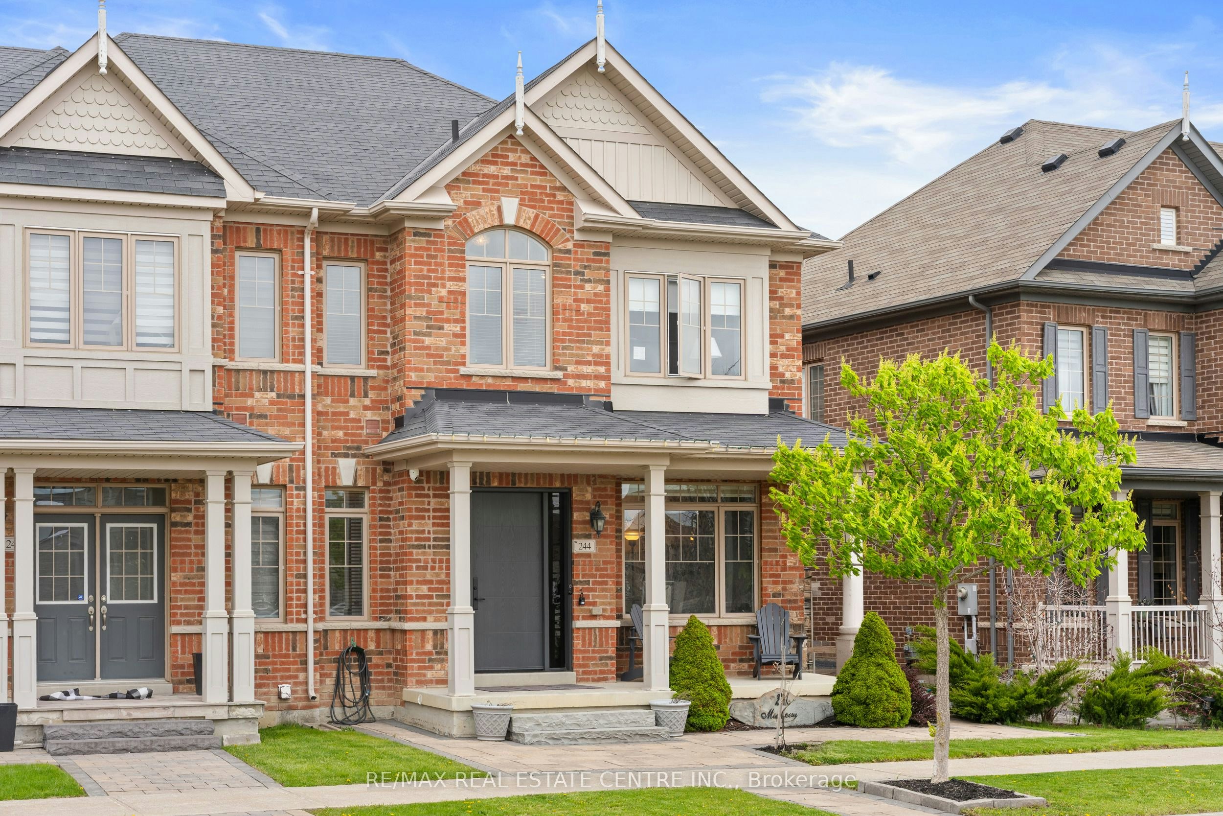 244 Moody Drive, Vaughan, ON, L4H 3Z6