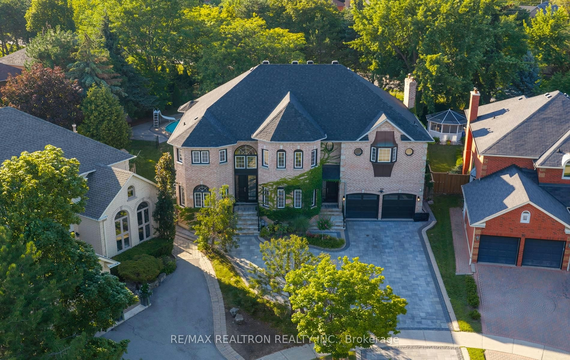 96 Markwood Lane, Vaughan, ON, L4J 7K7