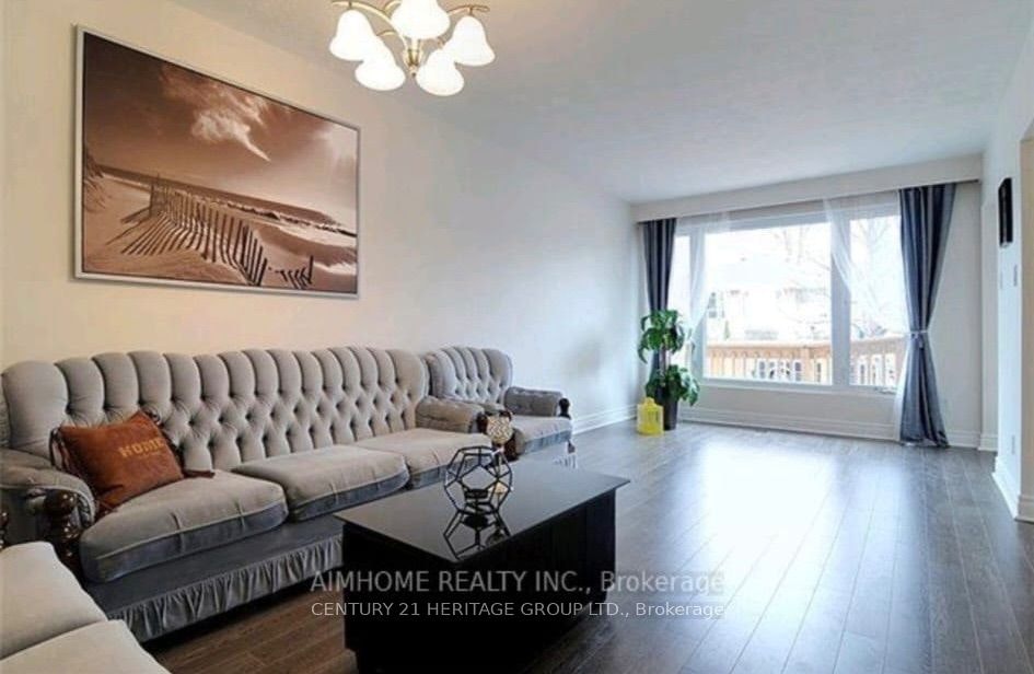 Main Floor-39 Lindsay Avenue, Newmarket, ON, L3Y 4N7 - 3