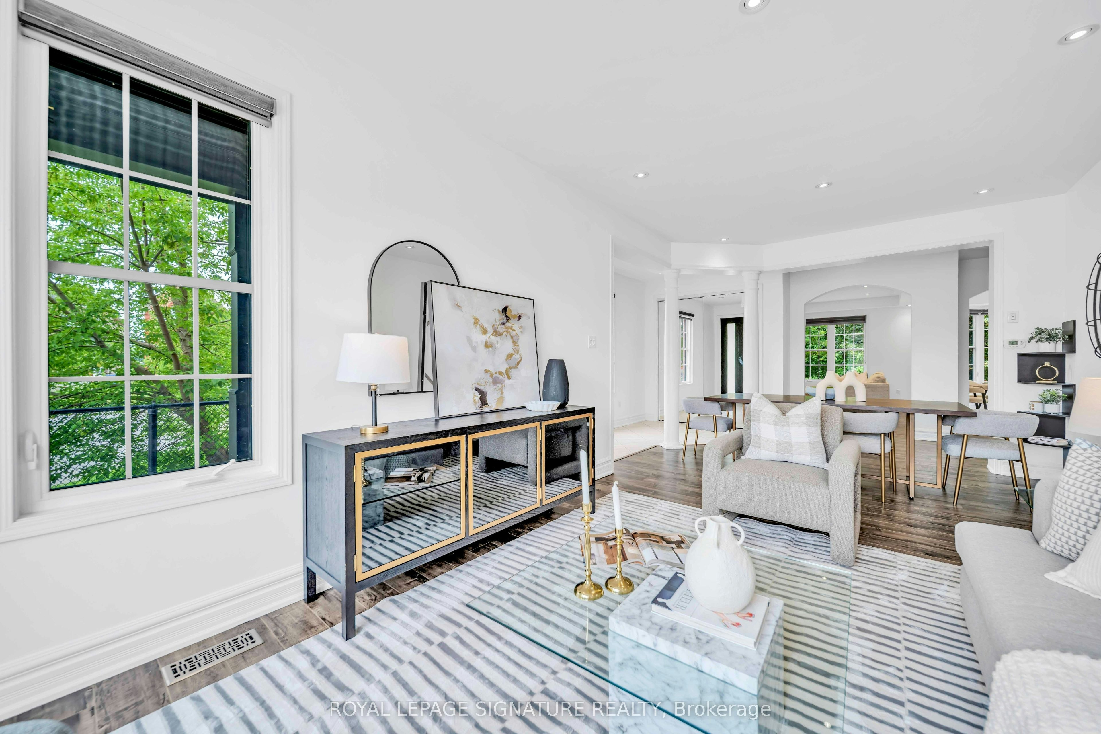 81 Bulmer Crescent, Newmarket, ON, L3X 3K1 - 4