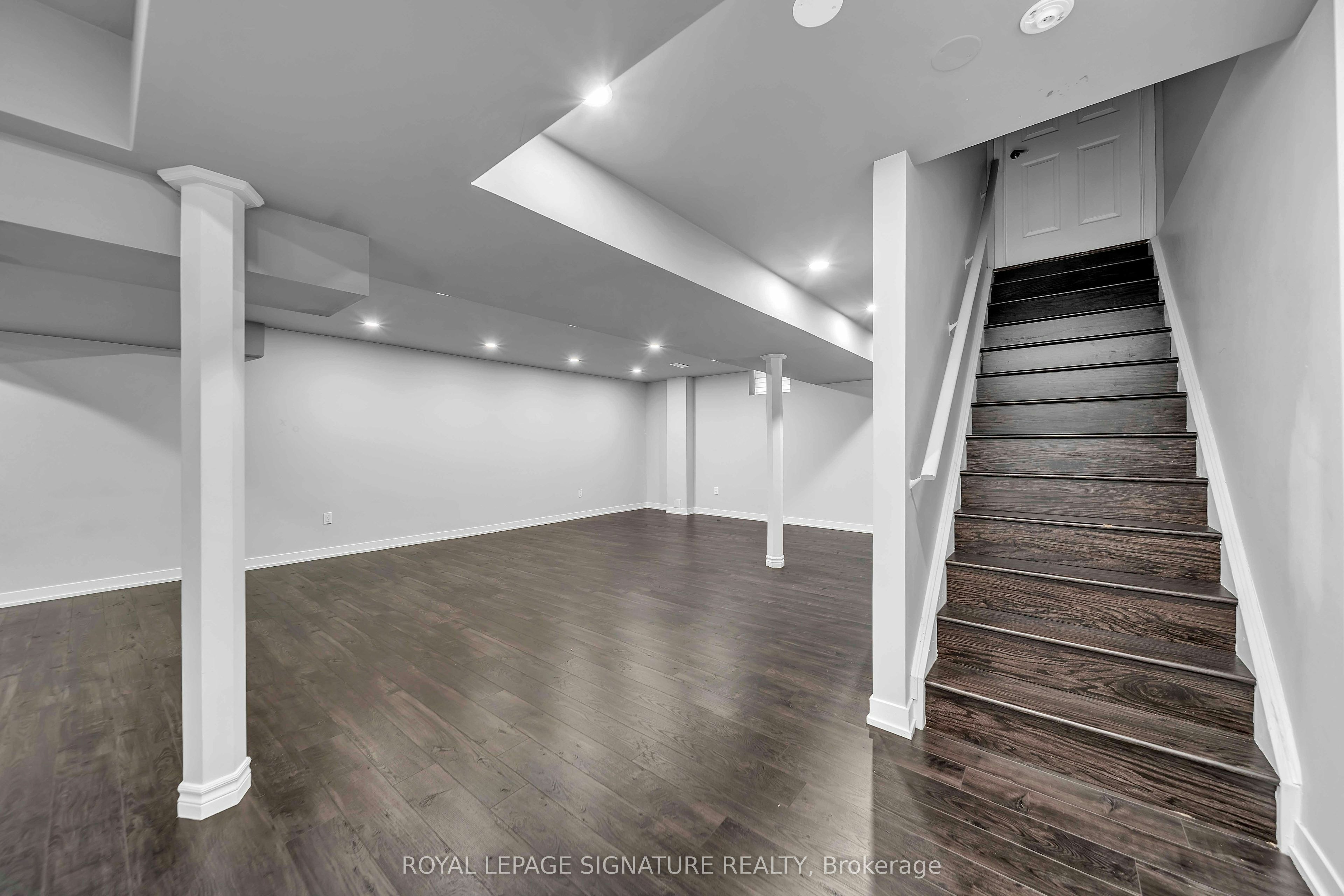 81 Bulmer Crescent, Newmarket, ON, L3X 3K1 - 14