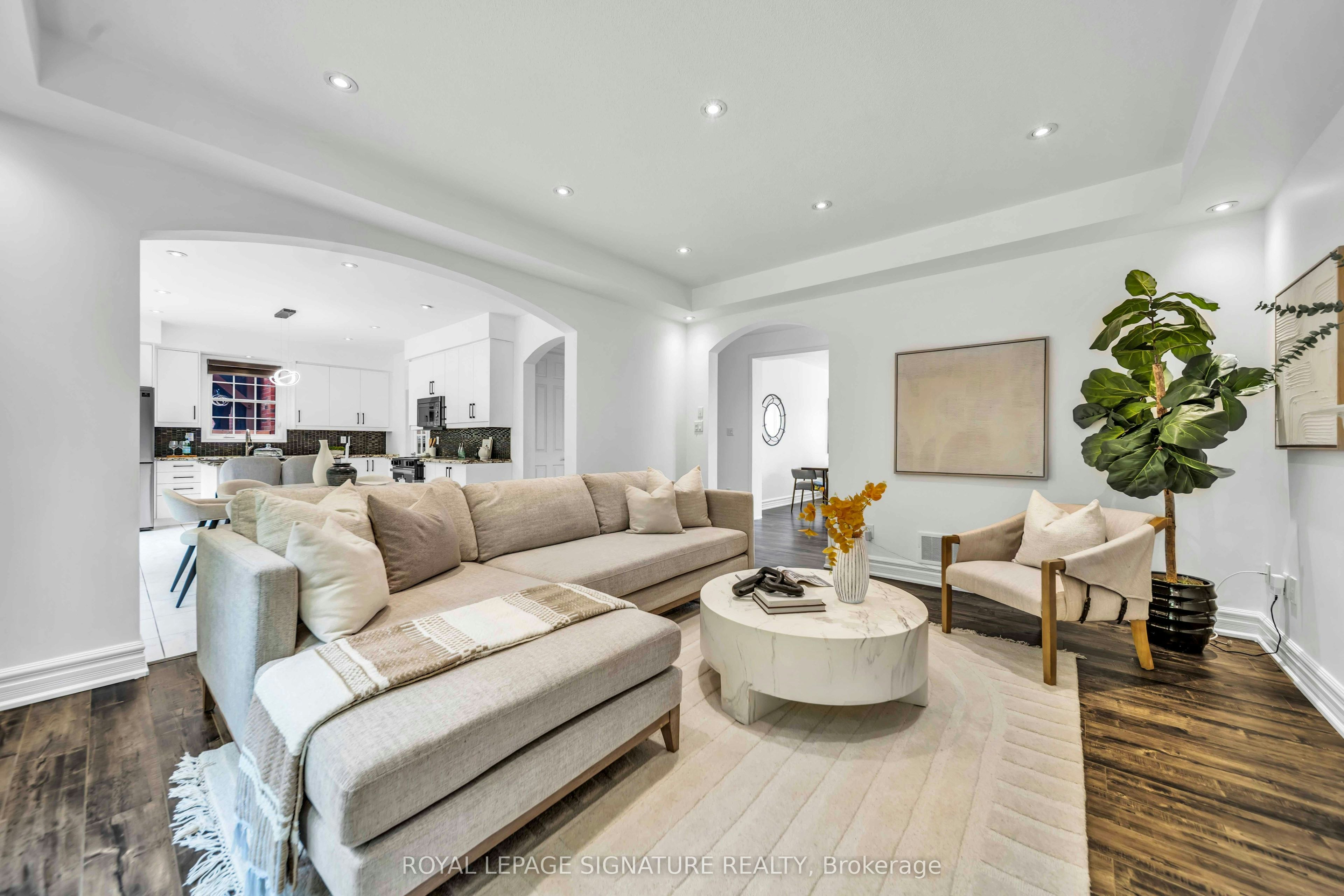 81 Bulmer Crescent, Newmarket, ON, L3X 3K1 - 7