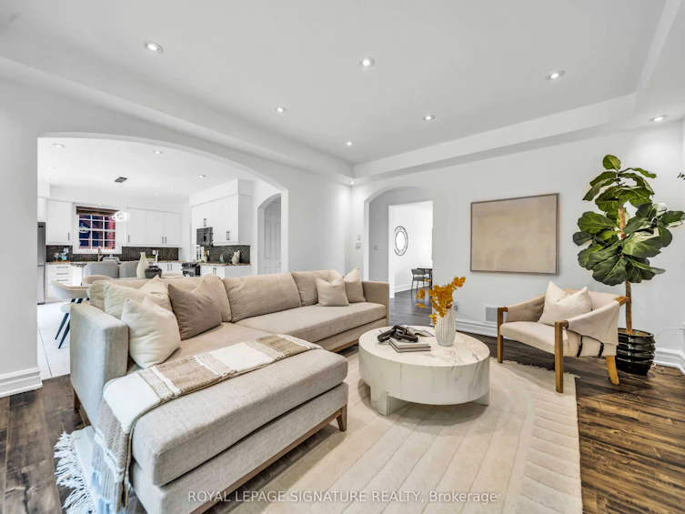 81 Bulmer Crescent, Newmarket, ON, L3X 3K1 - 7
