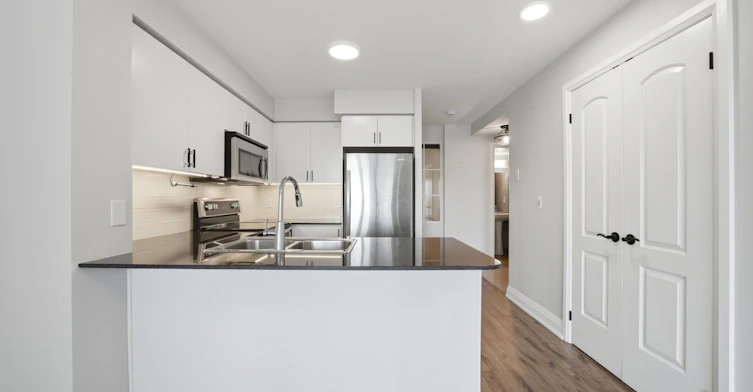 706-30 North Park Road, Vaughan, ON, L4J 0G6 - 14