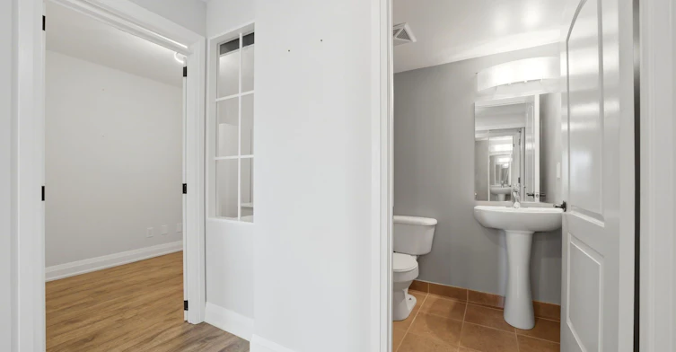 706-30 North Park Road, Vaughan, ON, L4J 0G6 - 7