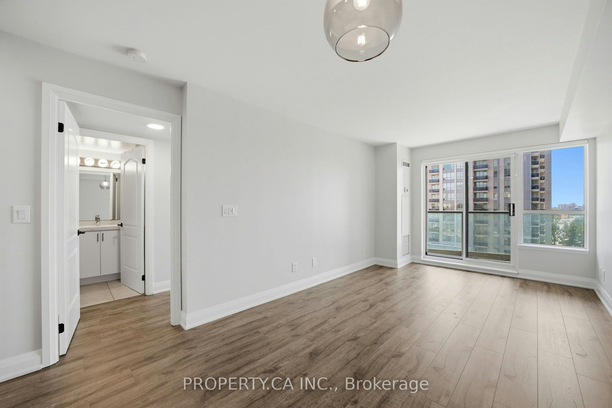 706-30 North Park Road, Vaughan, ON, L4J 0G6 - 9