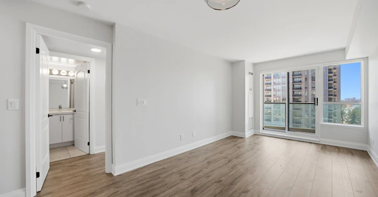 706-30 North Park Road, Vaughan, ON, L4J 0G6 - 9