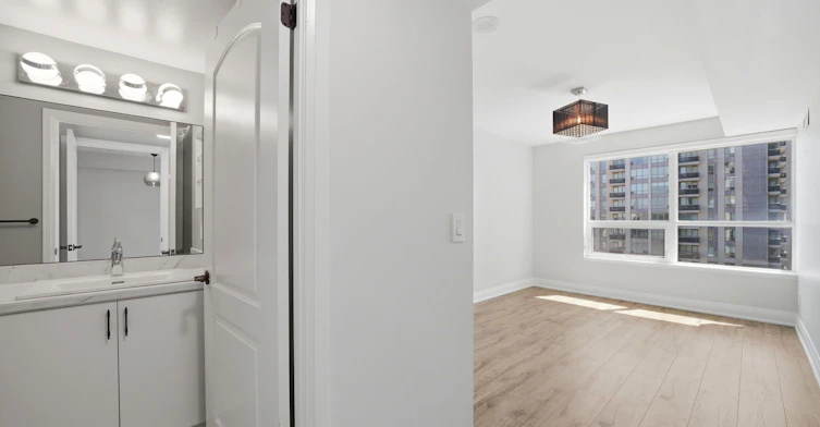706-30 North Park Road, Vaughan, ON, L4J 0G6 - 16