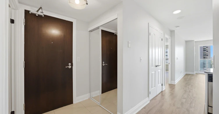 706-30 North Park Road, Vaughan, ON, L4J 0G6 - 6