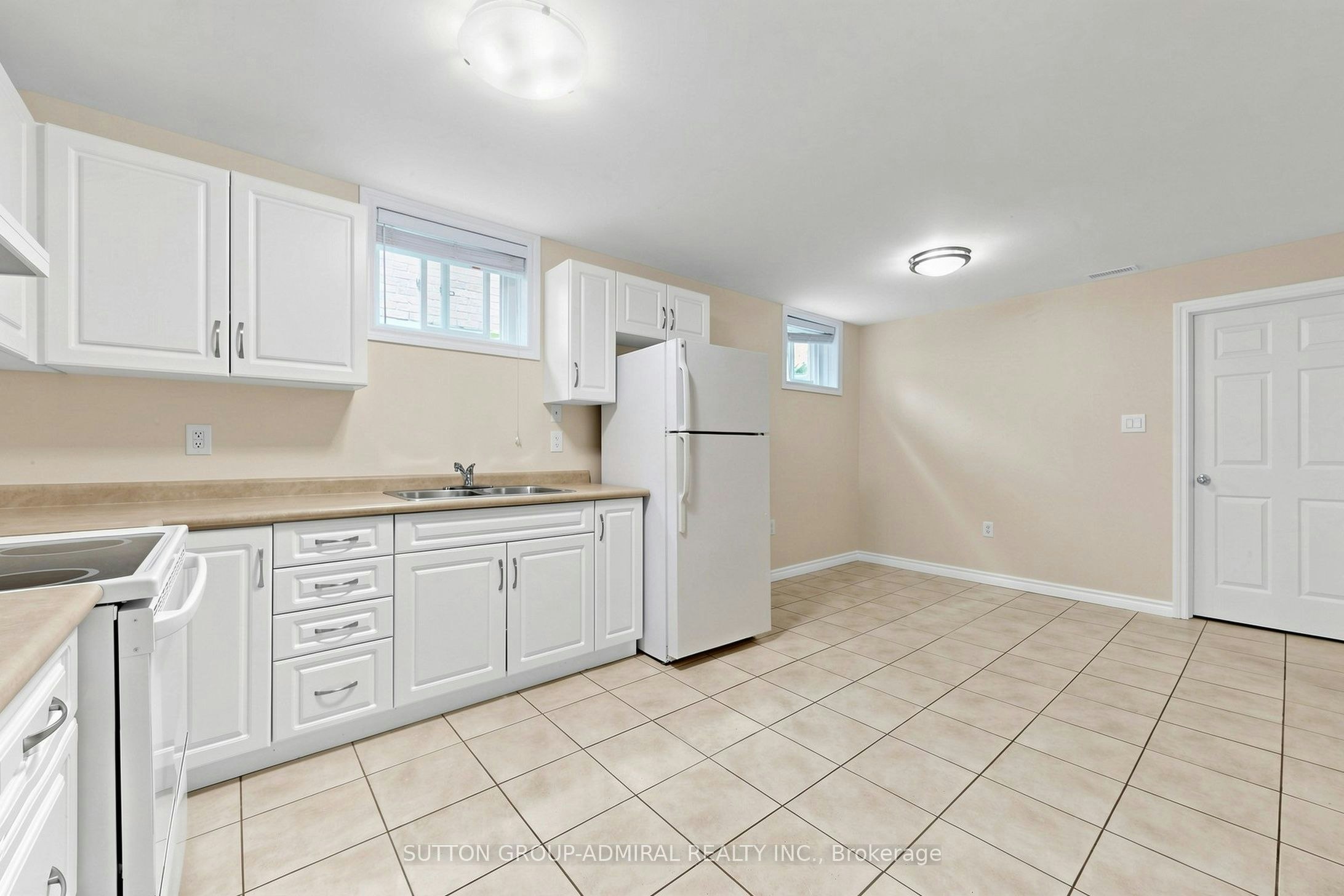 BSMT-203 John Street, Bradford West Gwillimbury, ON, L3Z 1J9 - 7