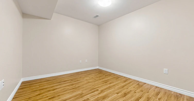 BSMT-203 John Street, Bradford West Gwillimbury, ON, L3Z 1J9 - 12