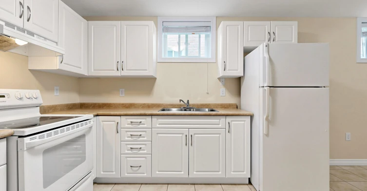 BSMT-203 John Street, Bradford West Gwillimbury, ON, L3Z 1J9 - 5