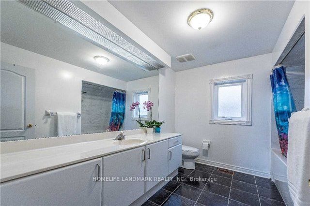 82 Canyon Hill Avenue, Richmond Hill, ON, L4C 0E1 - 6