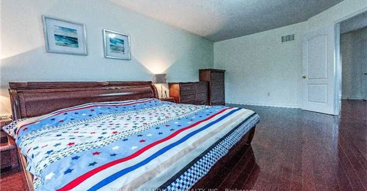 82 Canyon Hill Avenue, Richmond Hill, ON, L4C 0E1 - 3