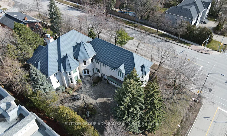 206 Arnold Avenue