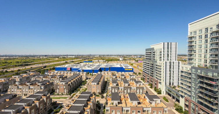1601-60 Honeycrisp Crescent, Vaughan, ON, L4K 0N5 - 37