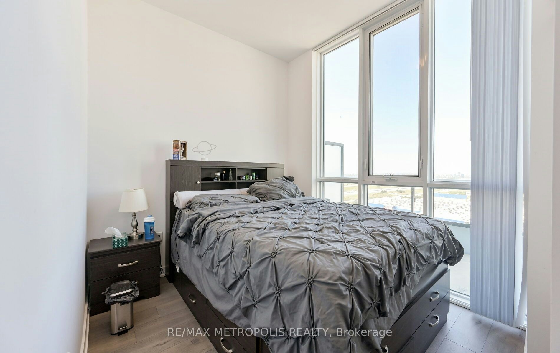1601-60 Honeycrisp Crescent, Vaughan, ON, L4K 0N5 - 25