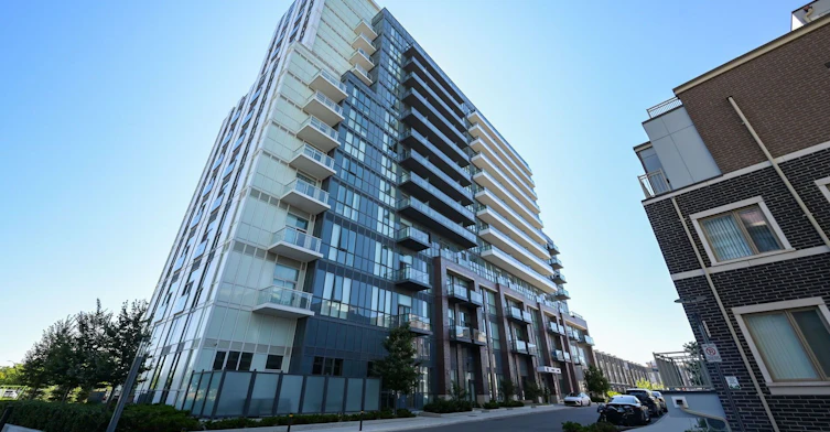 1601-60 Honeycrisp Crescent, Vaughan, ON, L4K 0N5 - 8