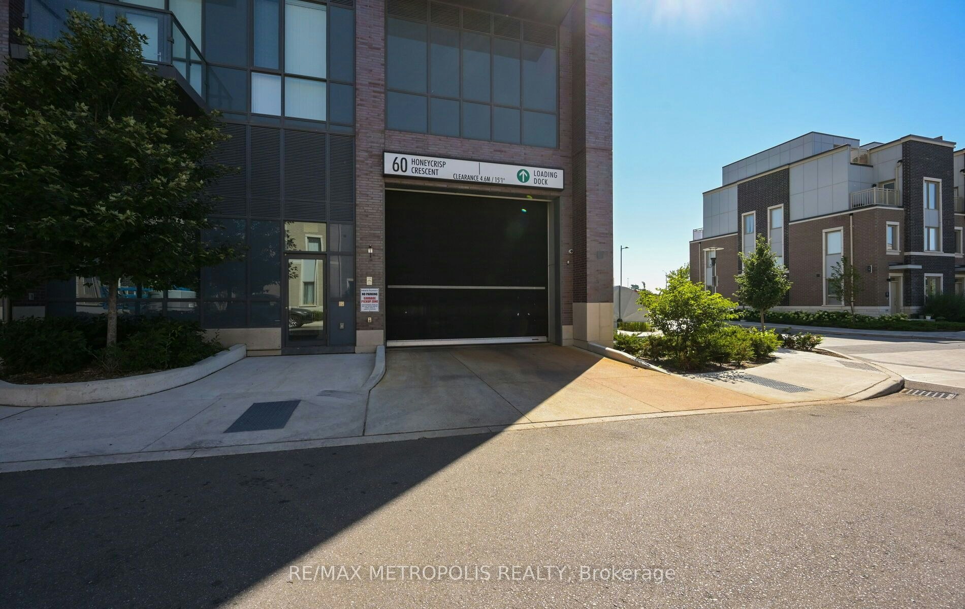 1601-60 Honeycrisp Crescent, Vaughan, ON, L4K 0N5 - 7