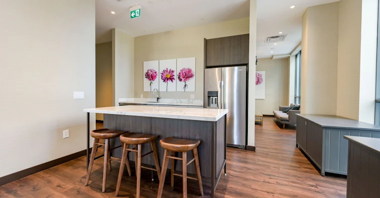 1601-60 Honeycrisp Crescent, Vaughan, ON, L4K 0N5 - 45