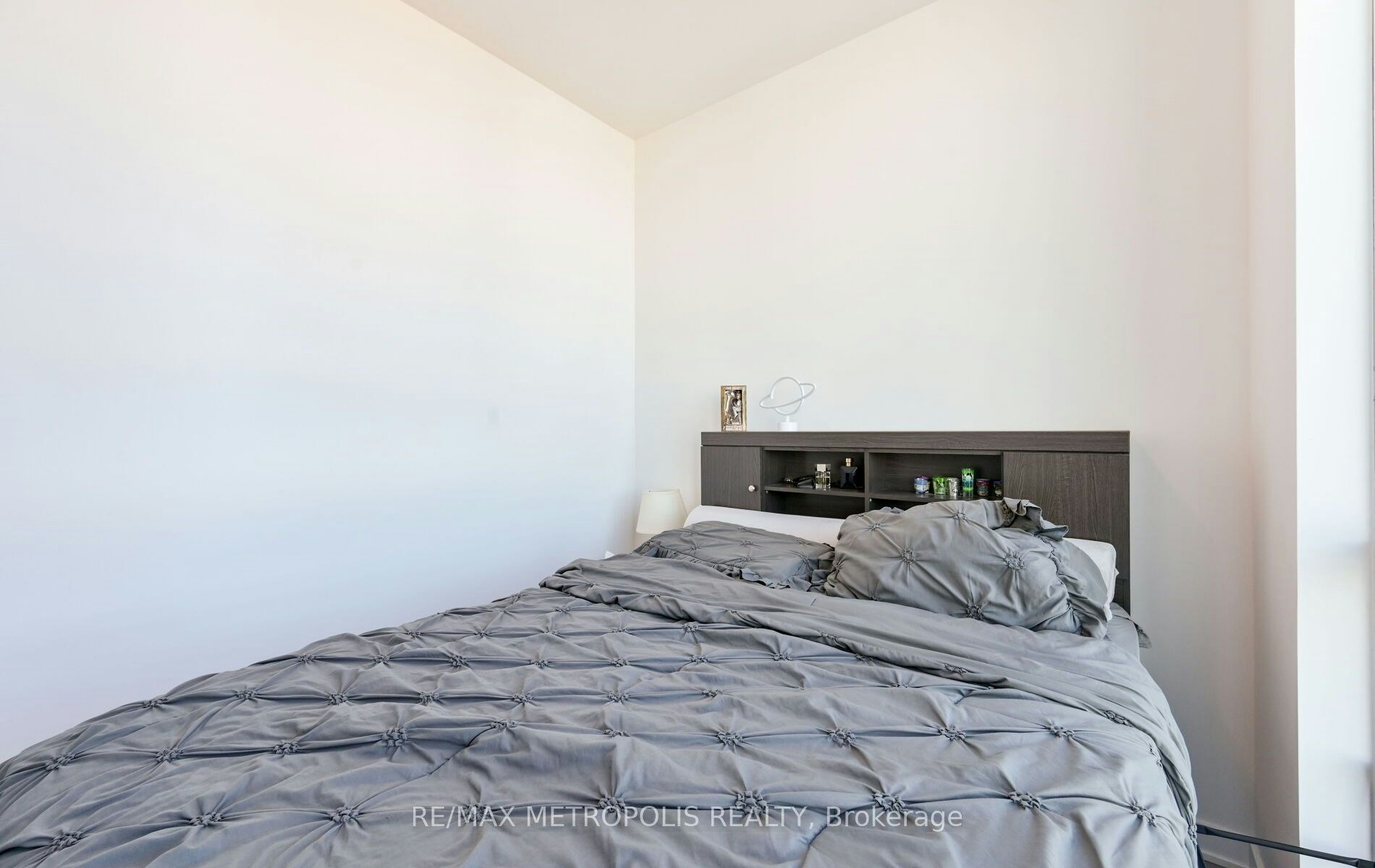 1601-60 Honeycrisp Crescent, Vaughan, ON, L4K 0N5 - 27