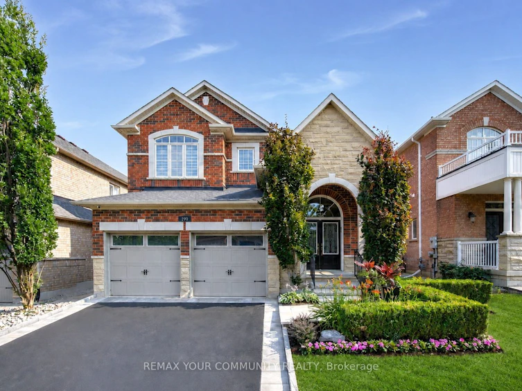 199 Ivy Glen Drive, Vaughan, ON, L6A 0N9