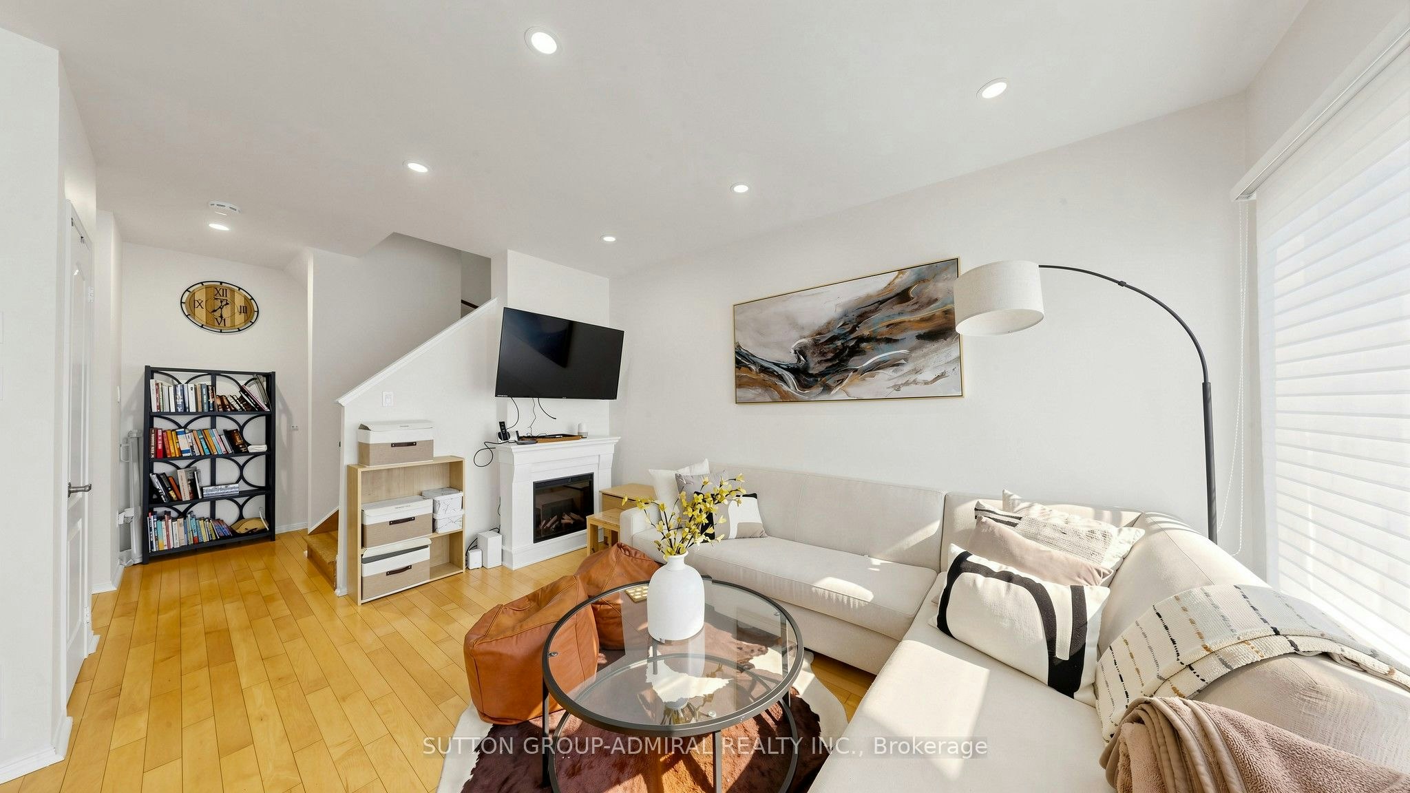 46-735 New Westminster Drive - 5